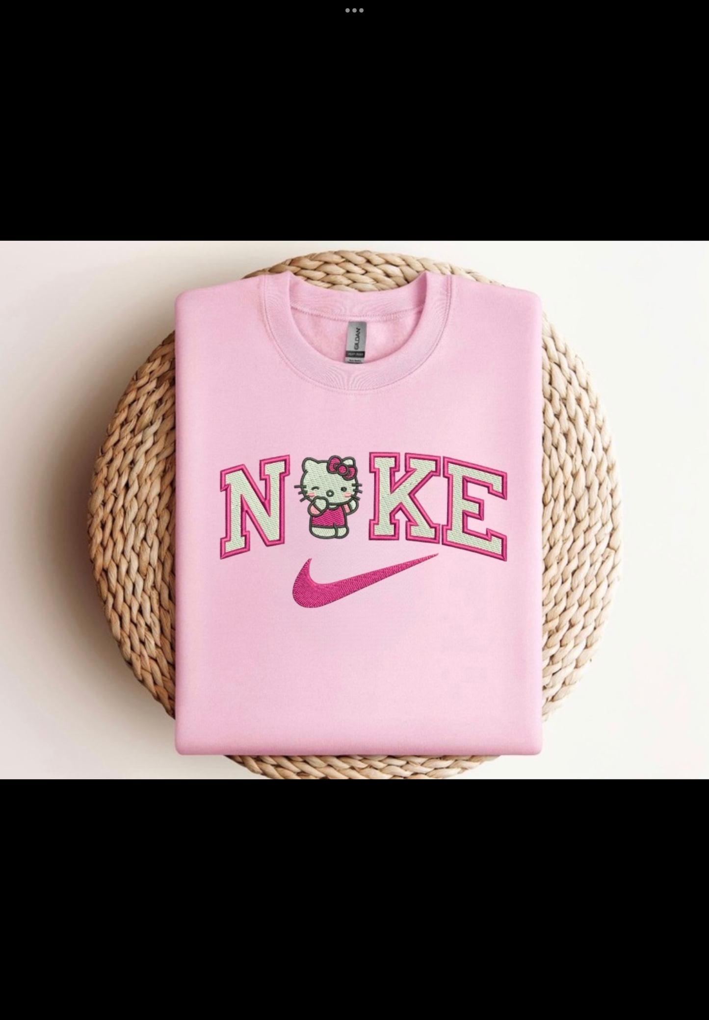 Embroidered￼Crewnecks